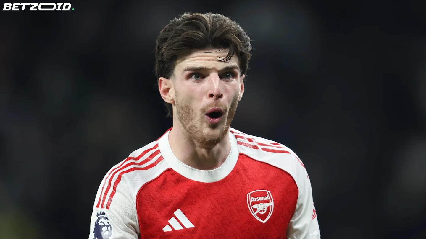 Declan Rice Difende le Tattiche dell'Arsenal sui Calci Piazzati tra le Critiche