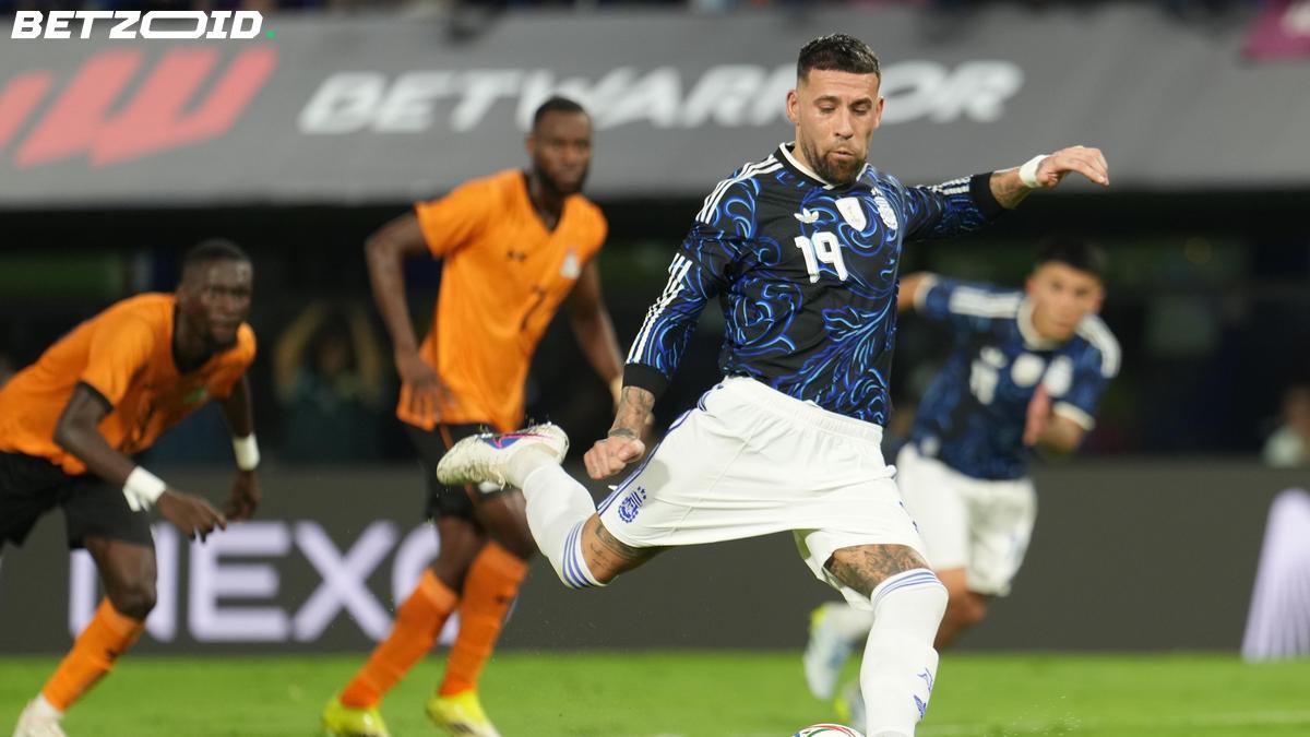 Otamendi e Caicedo Scampano alle Squalifiche Mondiali Dopo i Cartellini Rossi