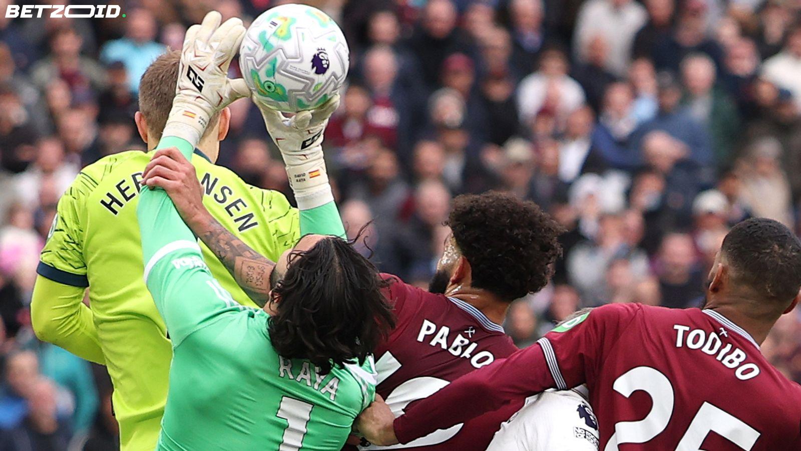 Caos VAR: esposto il problema del grappling in Premier League