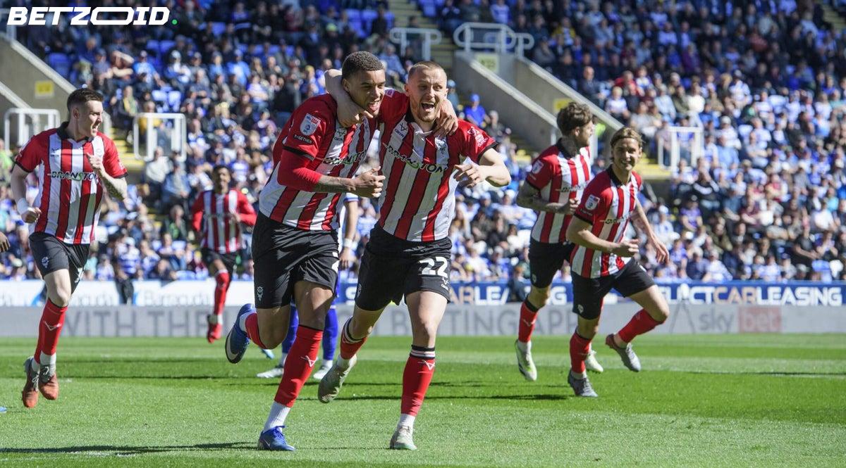 Lincoln City promosso in Championship dopo 65 anni