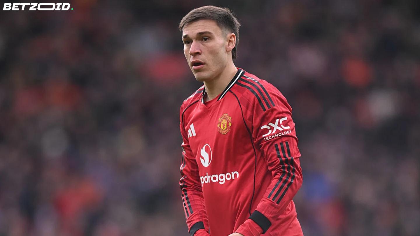 Man Utd punta su Shea Charles come alternativa economica a Ugarte